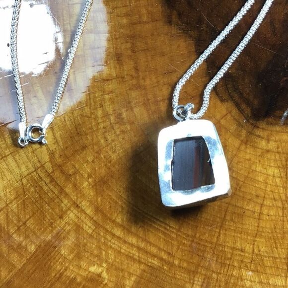 Sterling Silver & Tiger Iron Jasper Neckla… - Picture 3 of 3